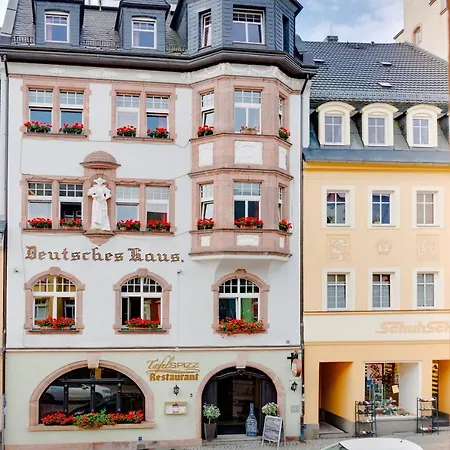 Deutsches Haus Отель Митвайда