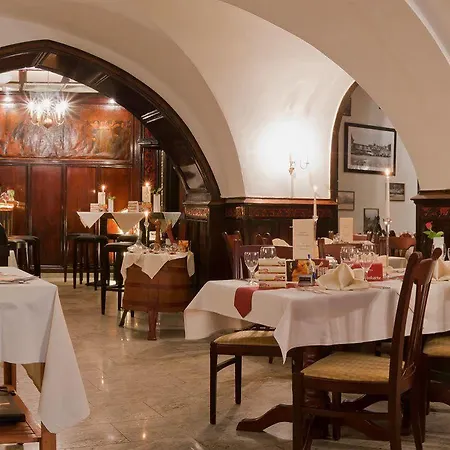 Deutsches Haus 3* Митвайда