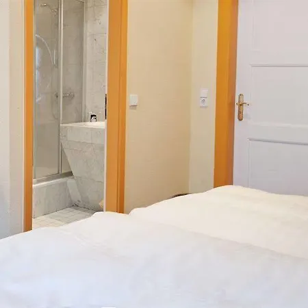 Deutsches Haus 3*