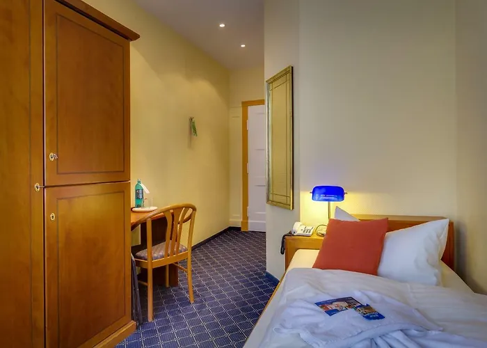 Отель Deutsches Haus Митвайда